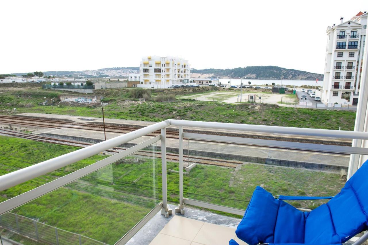 Alojamentos Campo & Mar - T1 Com Piscina Sao Martinho do Porto Bagian luar foto